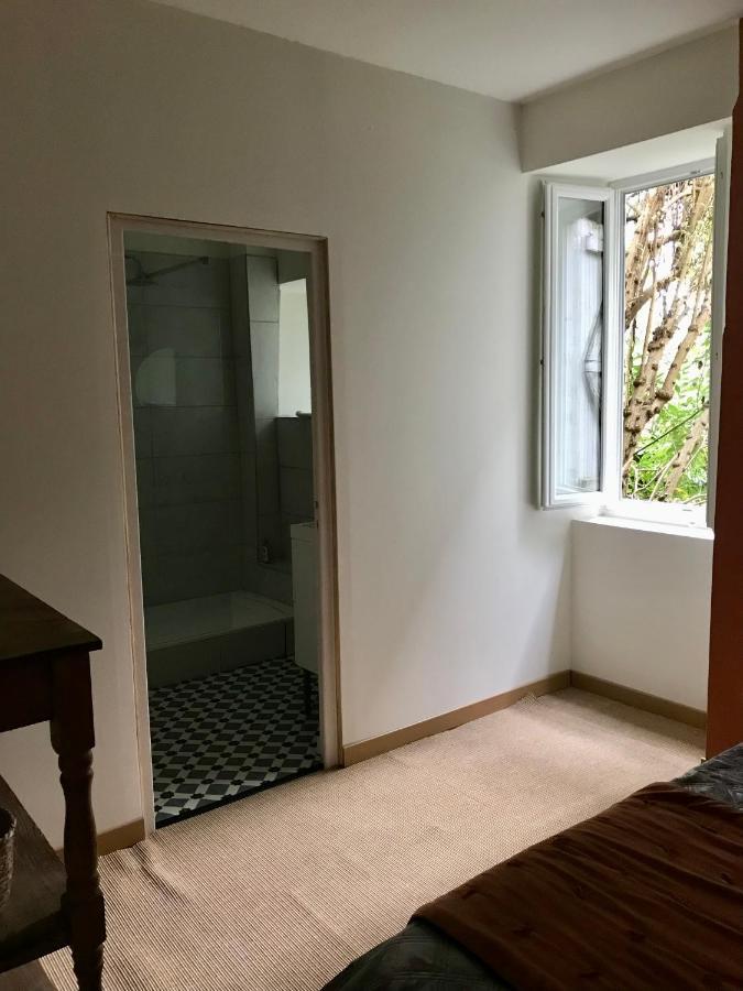 Une Maison De Famille Oloron-Sainte-Marie Esterno foto